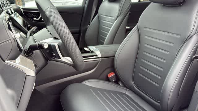 Certified Used 2026 Polar White Mercedes-Benz GLC 350e image 27