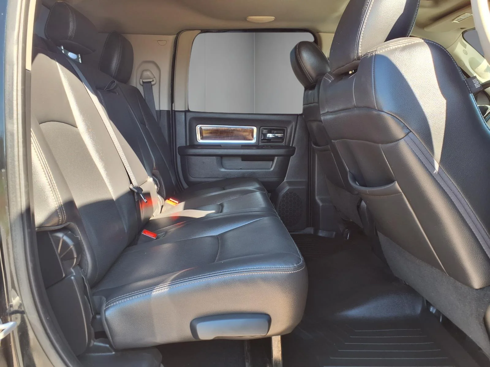 2012 RAM Ram 2500 Pickup Laramie - Photo 14