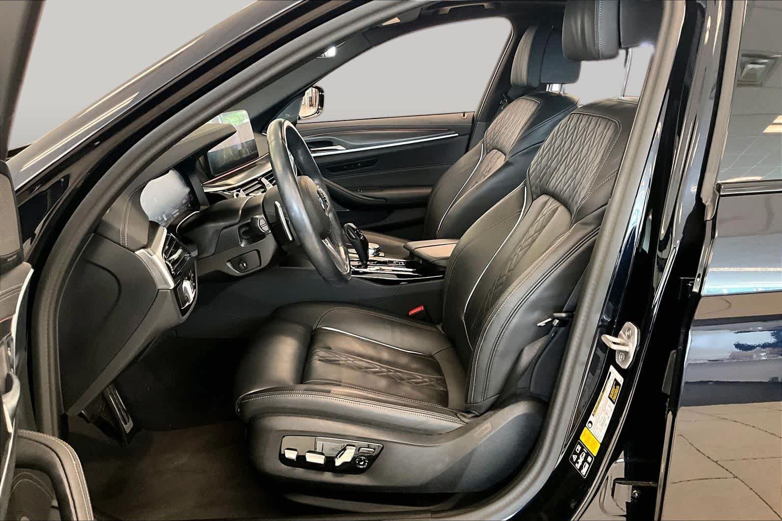Used 2023 Carbon Black Metallic BMW M550i xDrive image 7