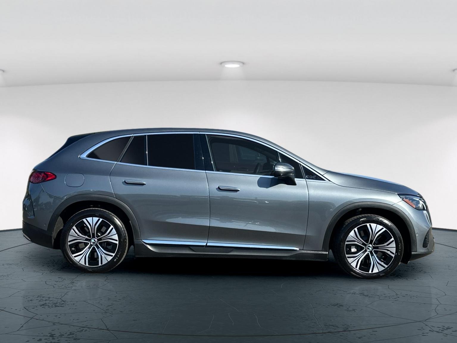 Used 2023 Gray Mercedes-Benz 350 SUV 4D Sport Utility 4MATIC® image 7
