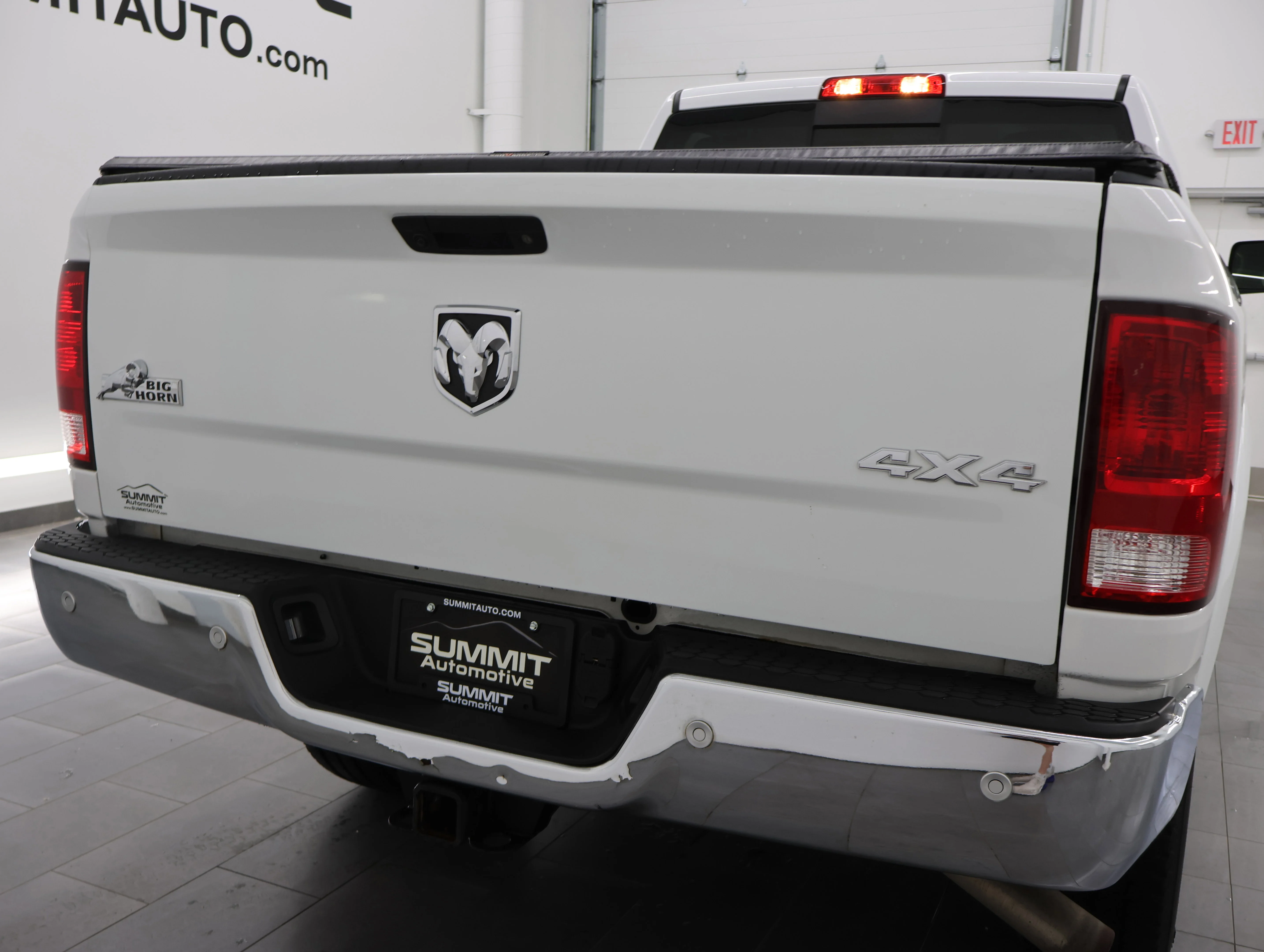 Used 2018 Bright White Clearcoat Ram Big Horn image 27