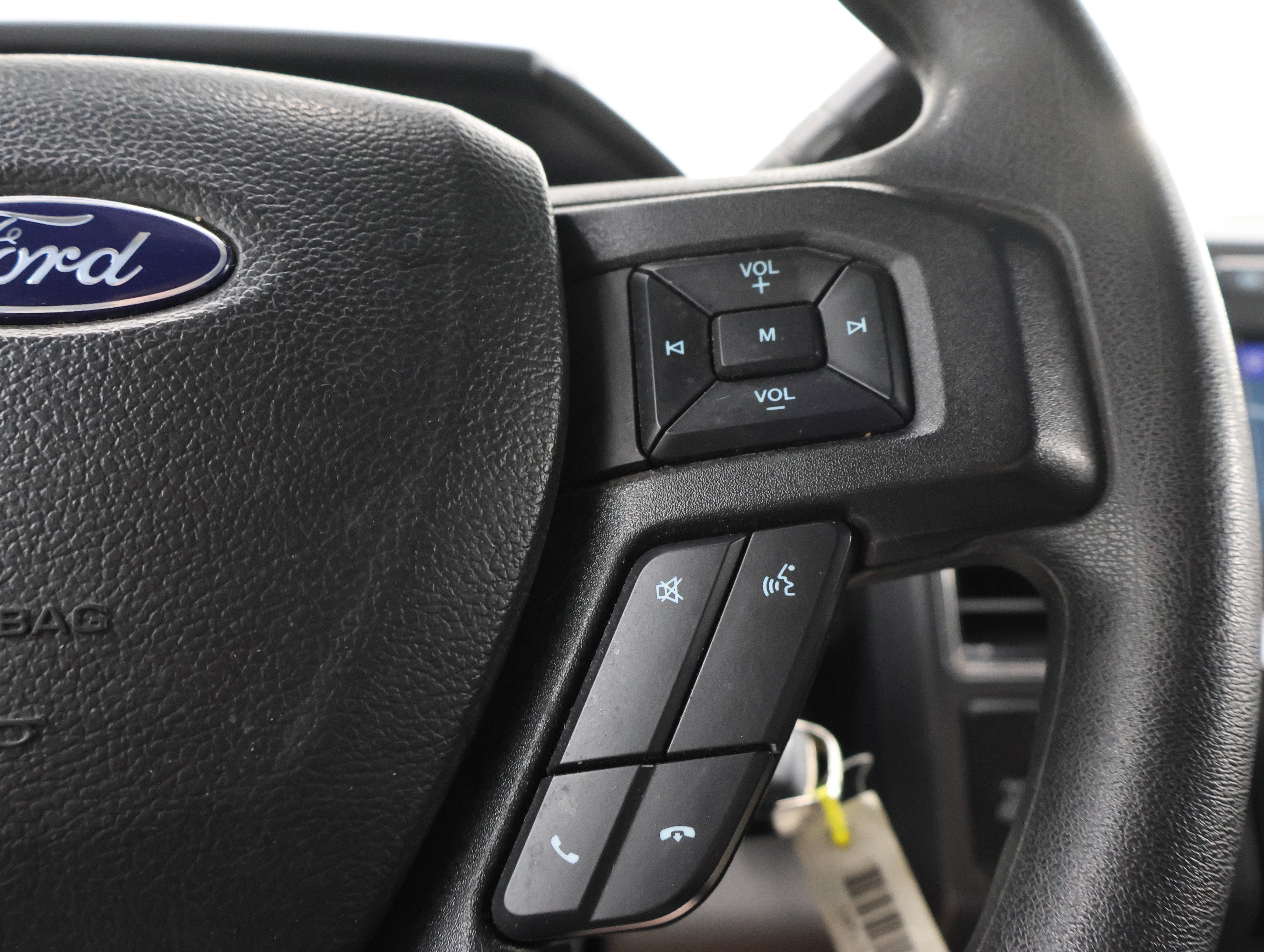 Used 2022 Oxford White Ford 4x4 Crew Cab XLT w/FX4: CREW-SHORT-XLT-6.7L DIESEL-FX4-NAVIGATION-4WD-1 OWNER image 14