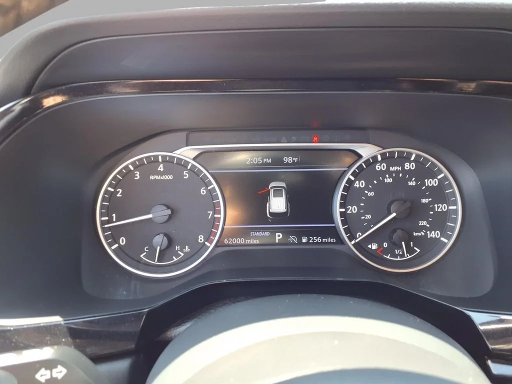 Used 2024 Gray Nissan SV image 16