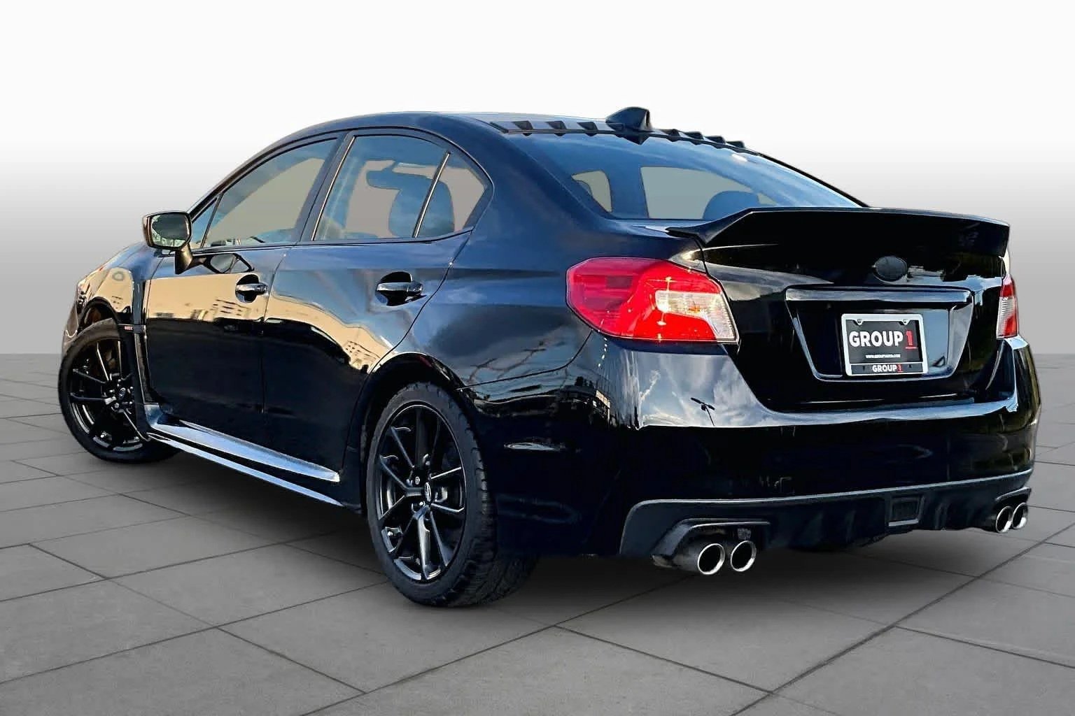 Used 2020 Crystal Black Silica Subaru Premium image 11