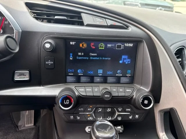 2017 Chevrolet Corvette 2LT - Photo 8