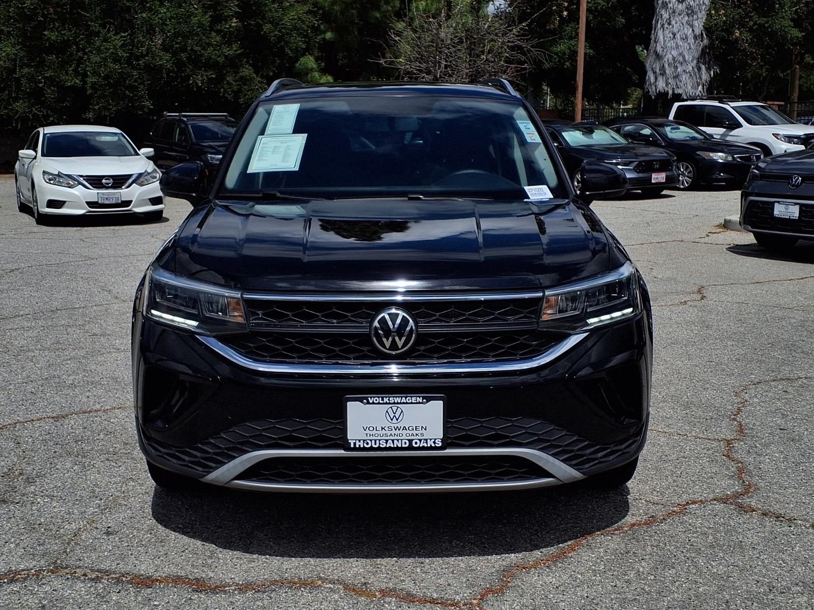 Used 2022 Volkswagen Taos SE with VIN 3VVTX7B23NM050526 for sale in Westlake Village, CA