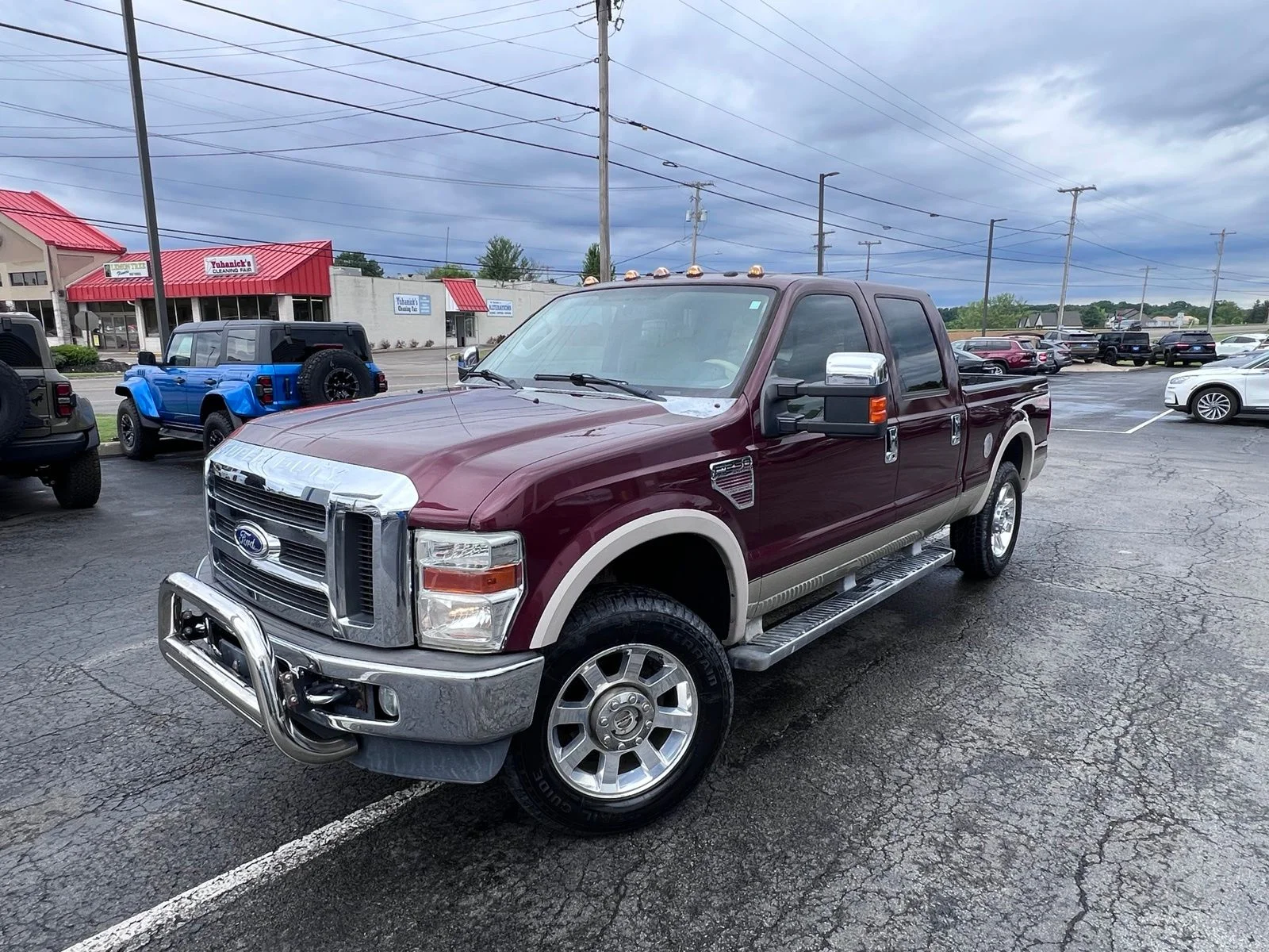 Used 2009 Royal Red Clearcoat Metallic Ford Lariat image 12