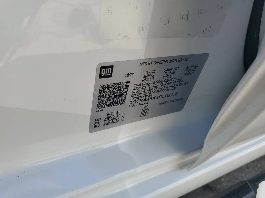 Used 2023 SUMMIT WHITE Chevrolet Work Truck image 26