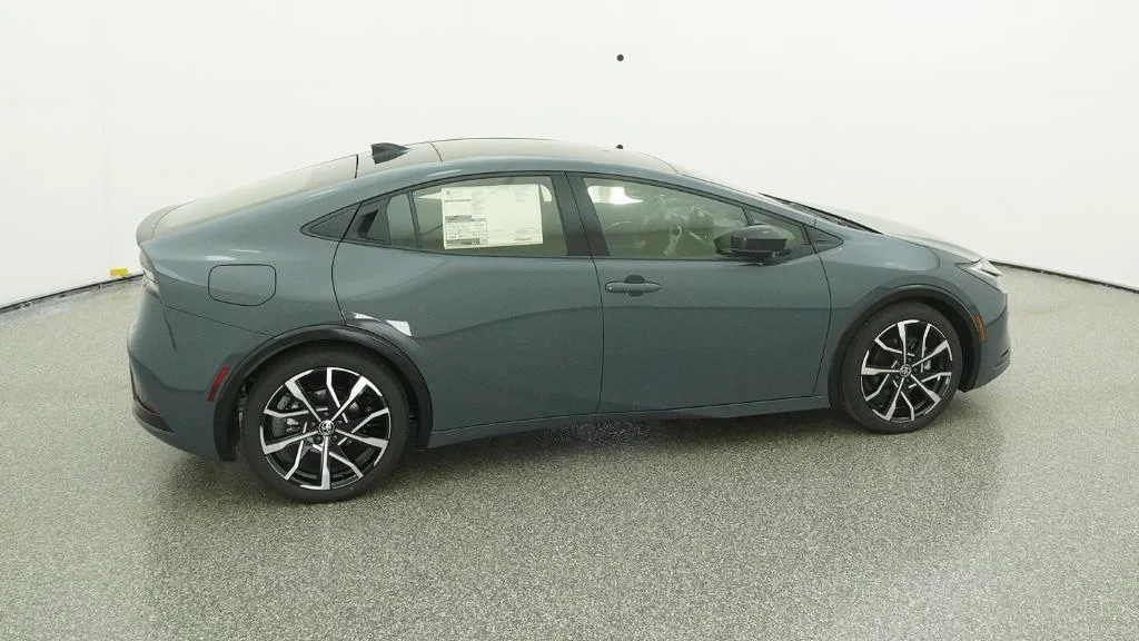 New 2026 Guardian Gray Toyota XSE image 33