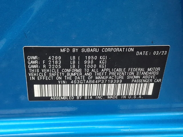 Used 2023 Blue Subaru Base image 27
