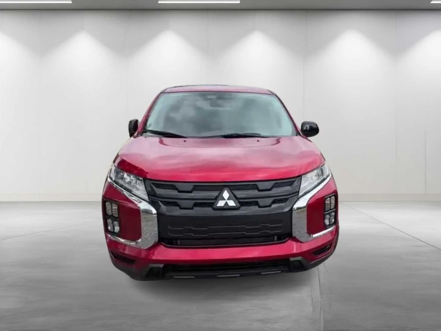 New 2027 Red Diamond Mitsubishi LE image 2