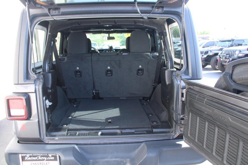 Used 2022 Granite Crystal Metallic Clearcoat Jeep Unlimited Sport Altitude 4x4 image 7
