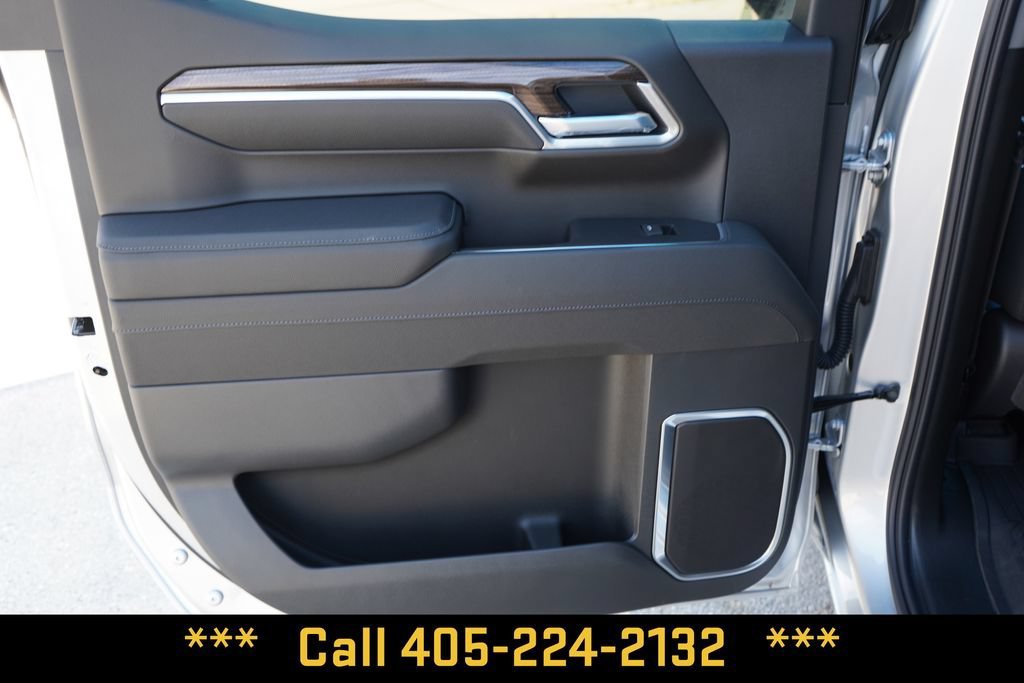 New 2026 Special Exterior Color Chevrolet LT image 28