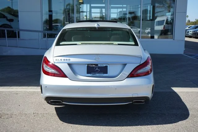 Used 2016  Mercedes-Benz CLS 550 image 7