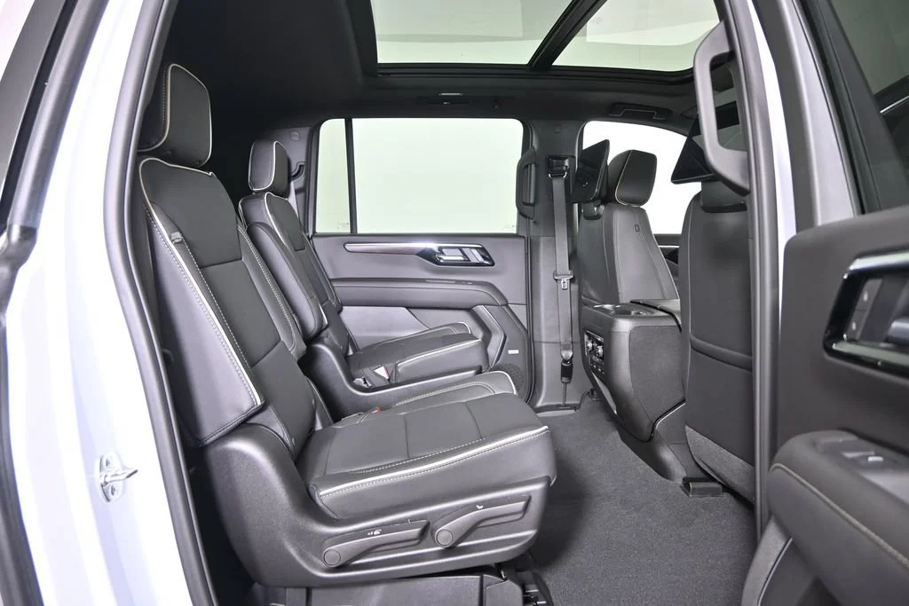 2026 Chevrolet Suburban Premier - Photo 16