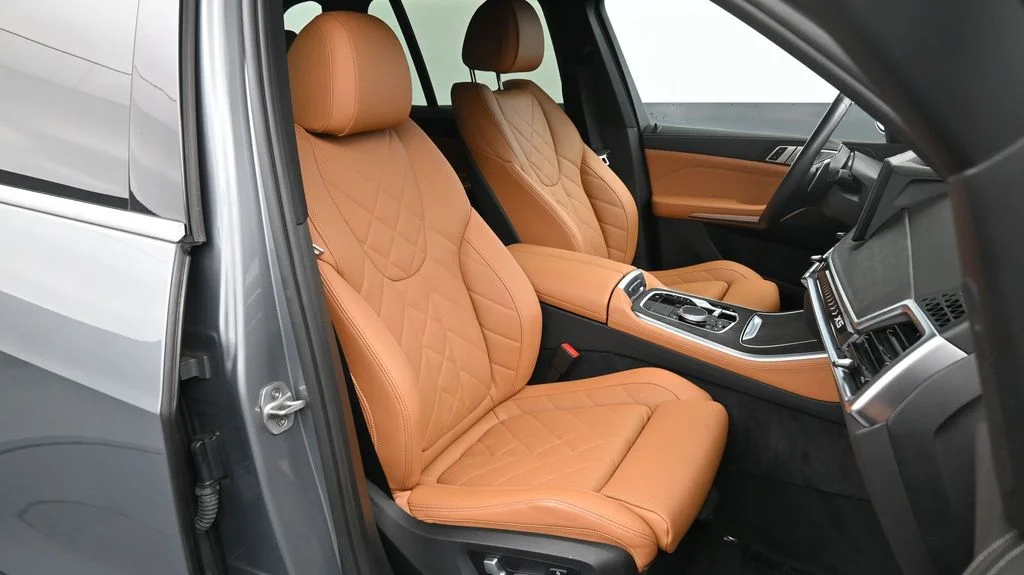 Certified Used 2024 Gray BMW sDrive40i image 17