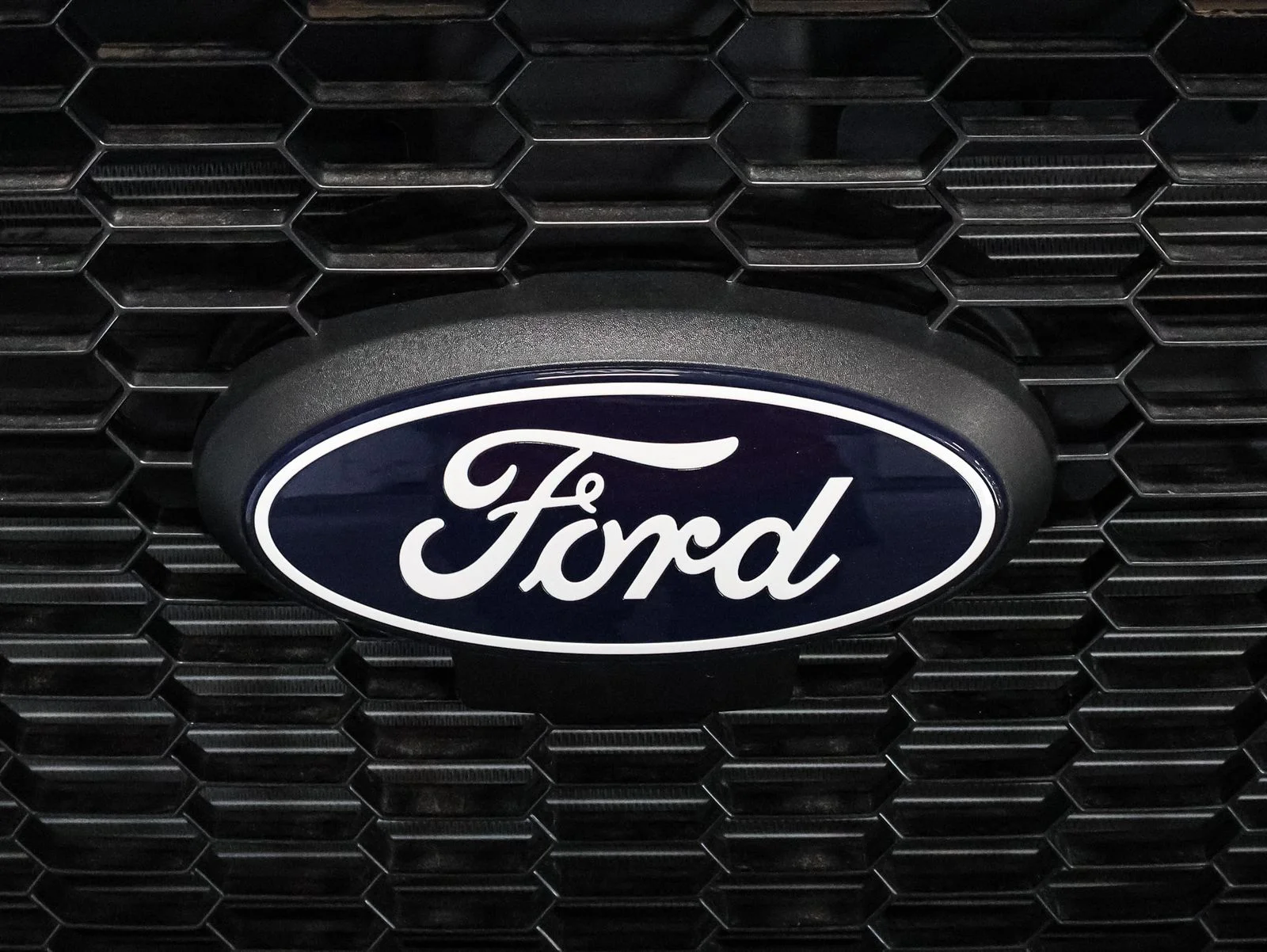 New 2026 Oxford White Ford Cargo Van image 13
