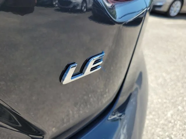 2023 Toyota Corolla LE - Photo 11
