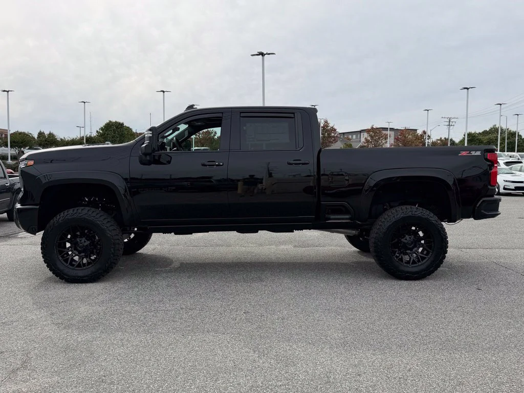2026 Chevrolet Silverado 2500 HD LTZ - Photo 7