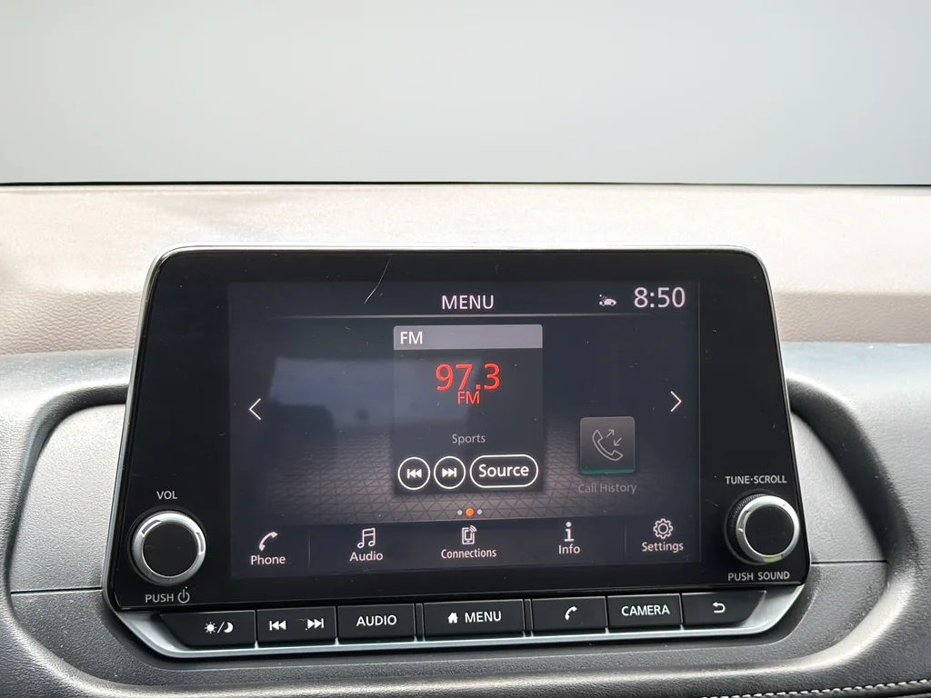 Used 2023 Blue Nissan SL image 13
