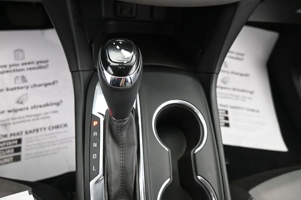 Used 2018 Silver Chevrolet LT image 21