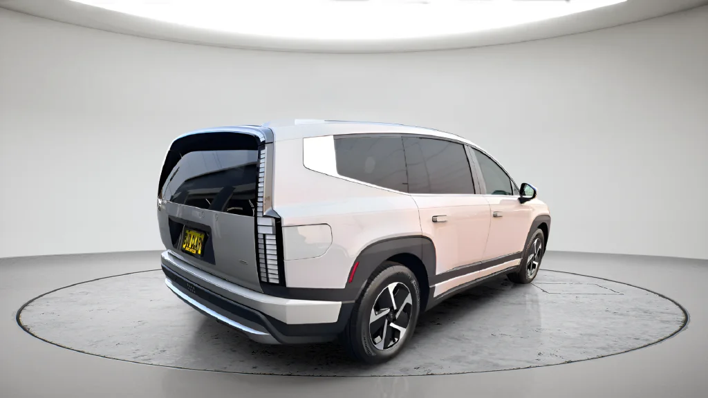New 2026 Gray Hyundai SE image 5