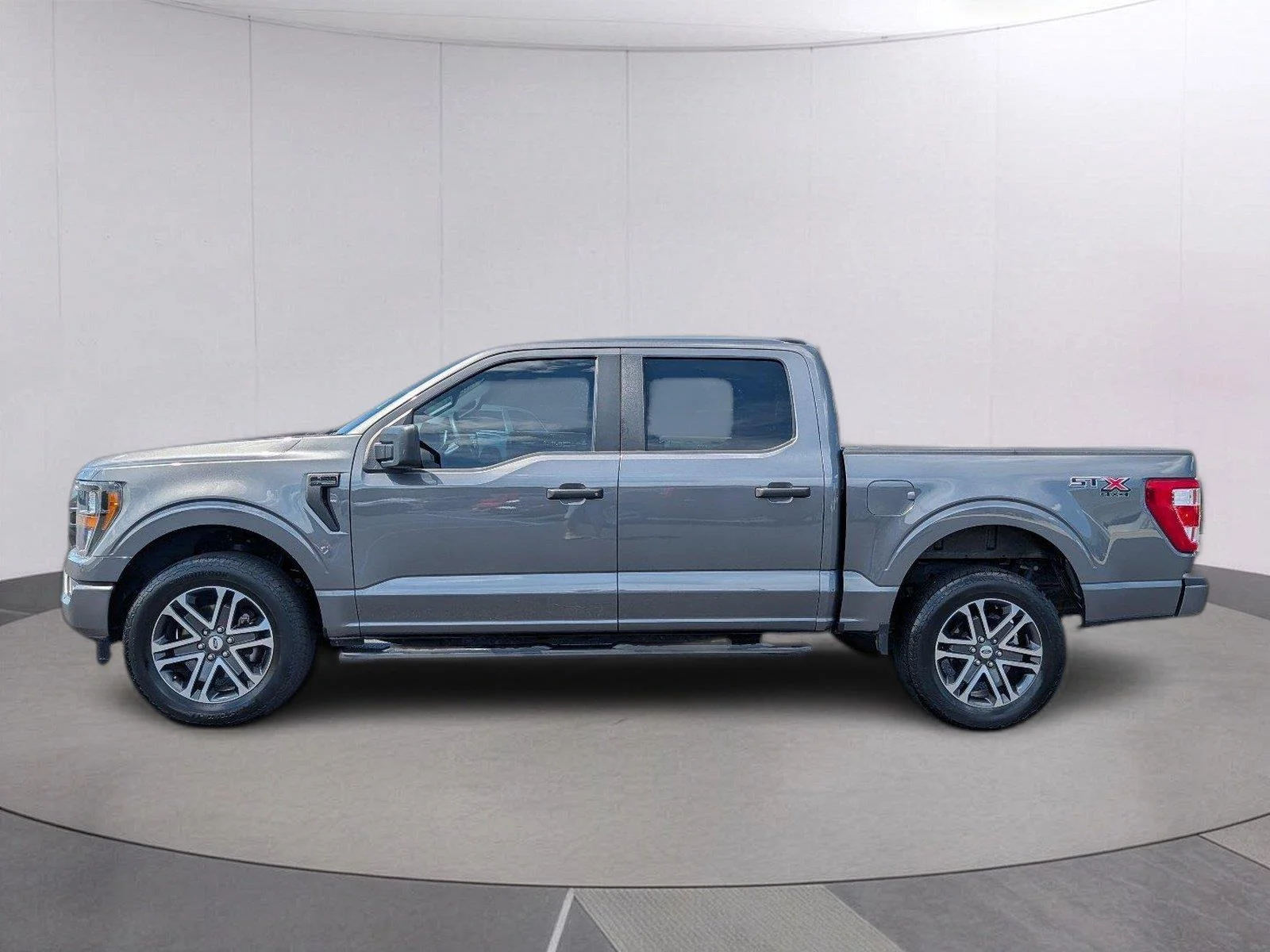 Used 2023 Carbonized Gray Ford XL image 2