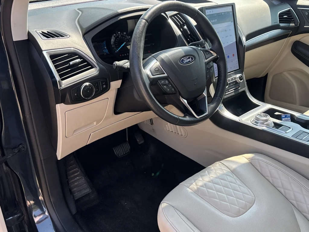 Used 2024 Stone Blue Metallic Ford Titanium image 10