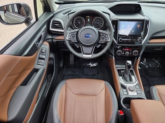 Used 2024 Autumn Green Metallic Subaru Touring image 4