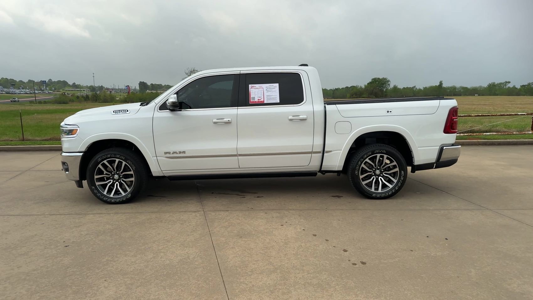 2025 Ram 1500 Limited photo 4