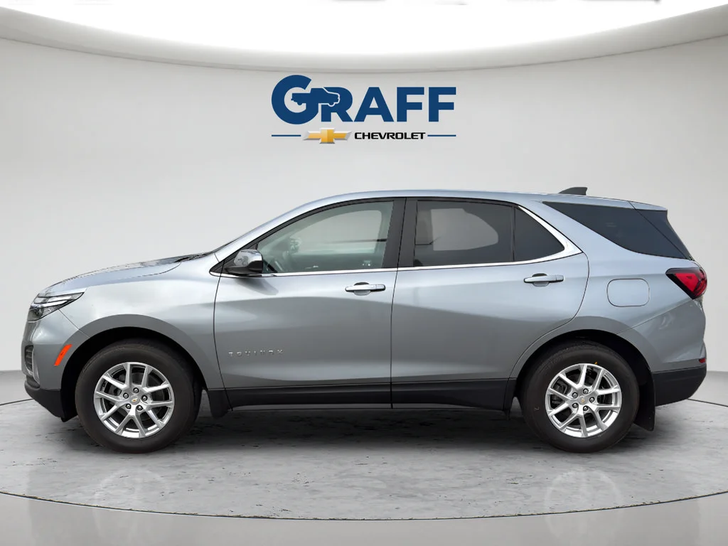 2023 Chevrolet Equinox LT - Photo 3