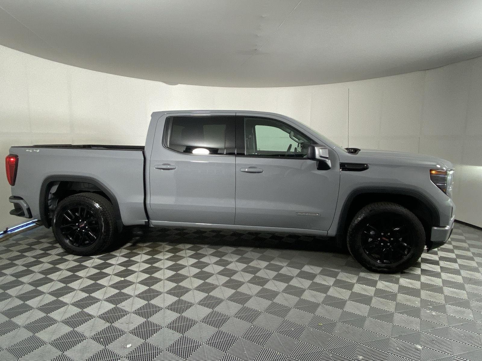Used 2024 Gray GMC Elevation image 4