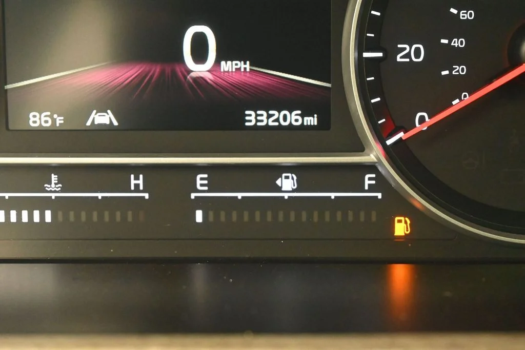Used 2022 Glacial White Pearl Kia EX image 31