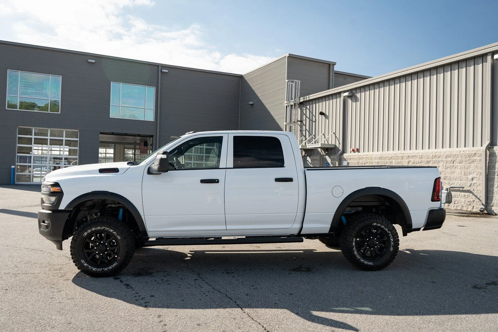 New 2026 White Ram Tradesman image 5
