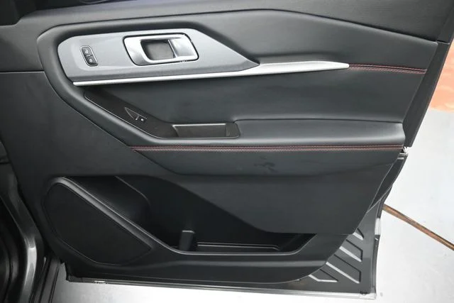 Certified Used 2025 Carbonized Gray Metallic Ford ST-Line image 34