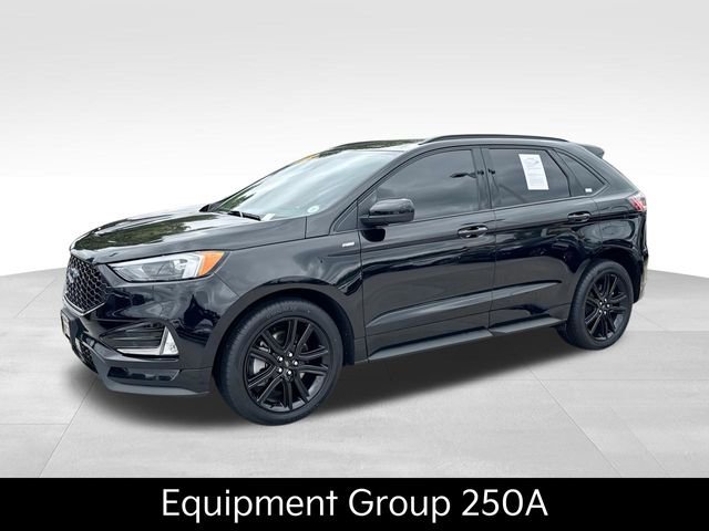 2022 Ford Edge ST-Line AWD's photo