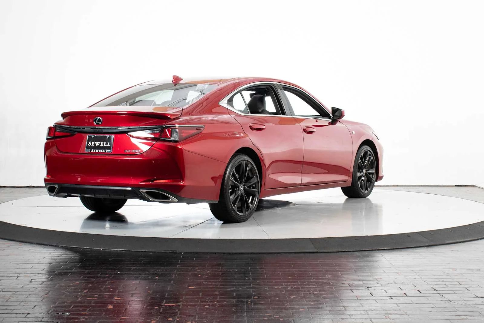 Certified Used 2022 MATADOR RED MICA Lexus F SPORT image 5