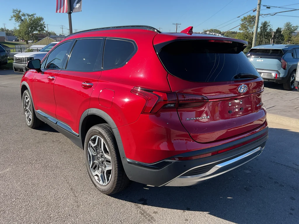 Used 2022 Calypso Red Hyundai Limited image 7