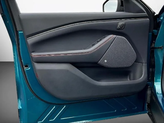 New 2026 Adriatic Blue Metallic Ford Premium image 69