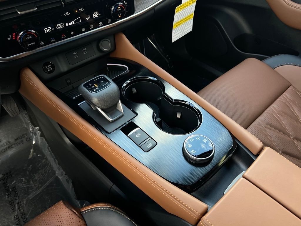 New 2026 Everest White Pearl TriCoat Nissan Platinum image 35