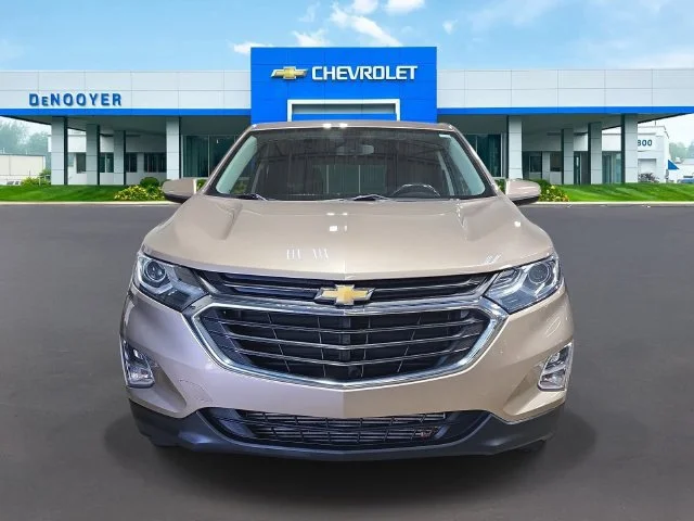 Used 2019 Chevrolet Equinox LT with VIN 2GNAXUEV5K6188768 for sale in Kalamazoo, MI