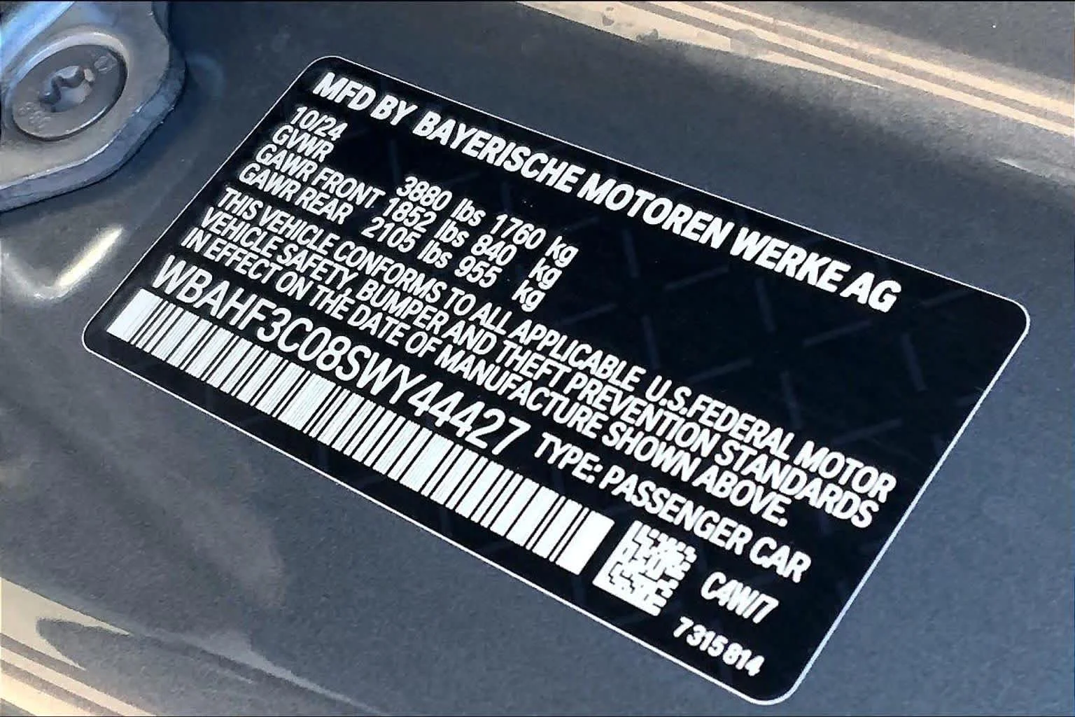 Used 2025 Skyscraper Grey Metallic BMW sDrive30i image 28