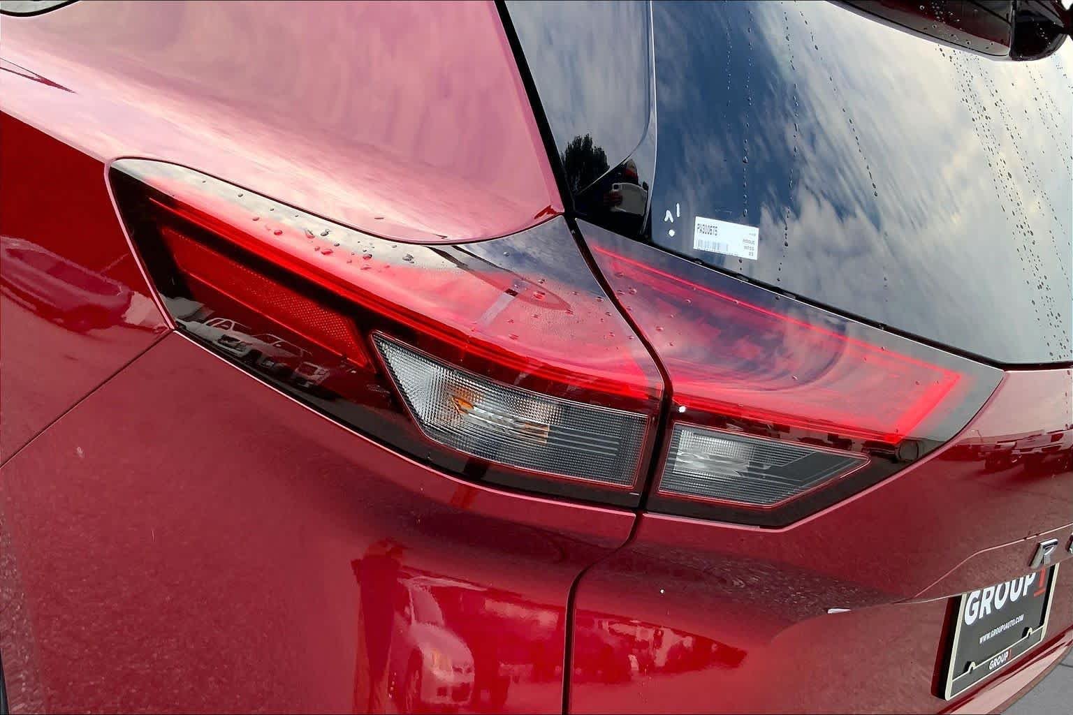 Certified Used 2023 Scarlet Ember Nissan Platinum image 25