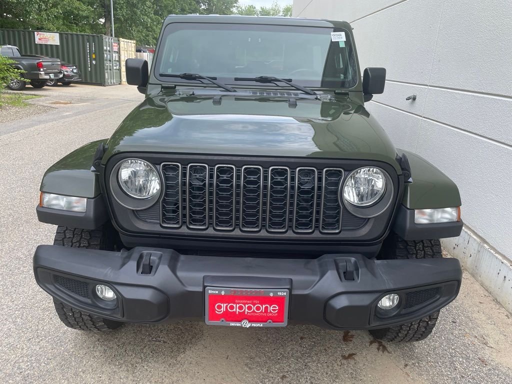 Used 2021 Sarge Green Clearcoat Jeep Unlimited Sahara image 3