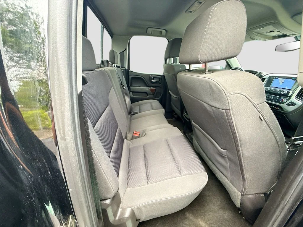 Used 2018 Black GMC SLE image 26