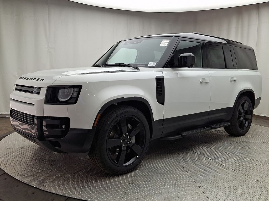 New 2026 Fuji White LAND ROVER S image 1