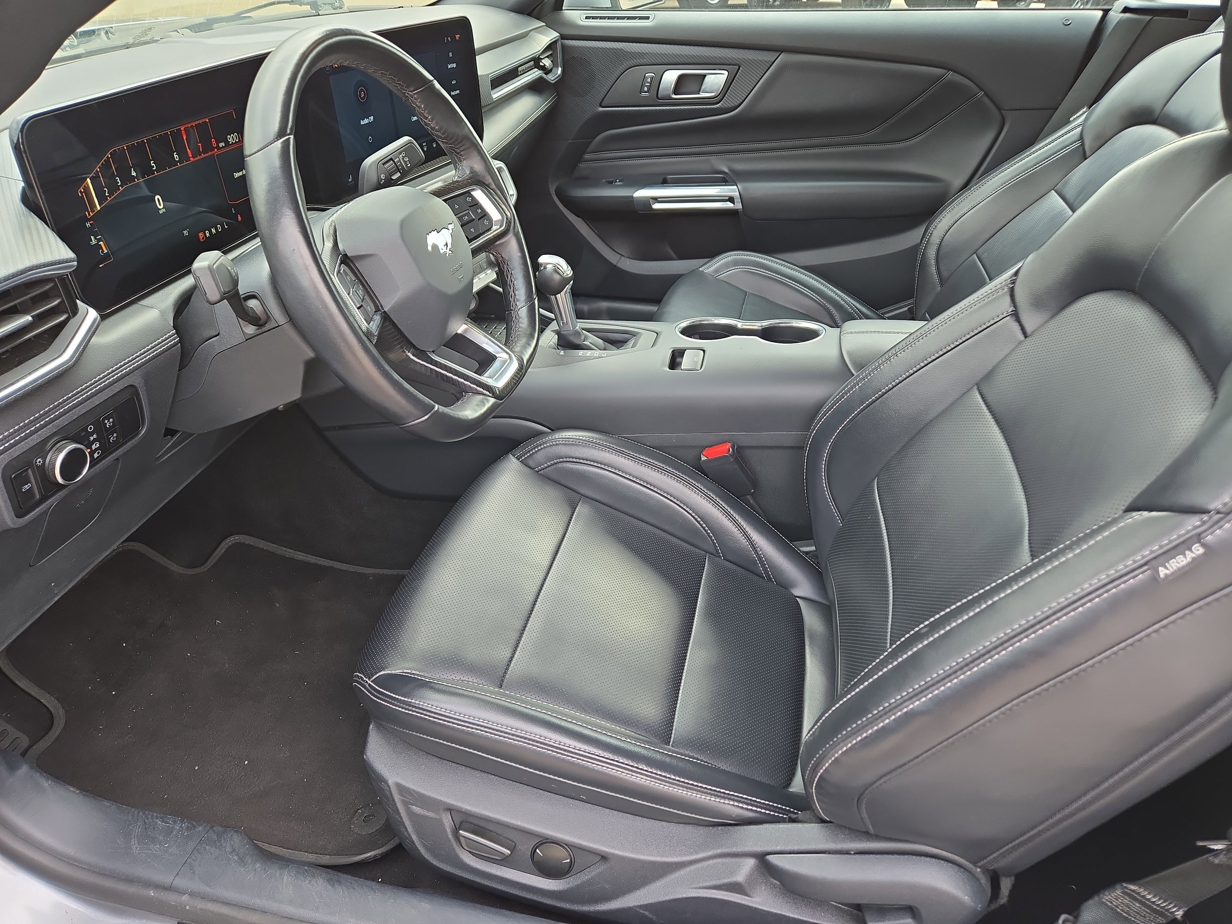 2024 Ford Mustang EcoBoost - Photo 18