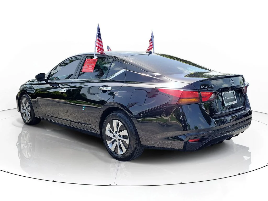 Certified Used 2025 Black Nissan 2.5 S image 5