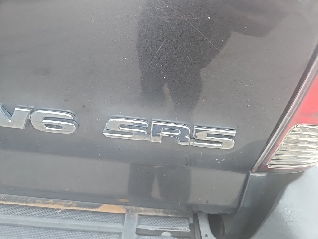 Used 2015 Gray Toyota Base image 4