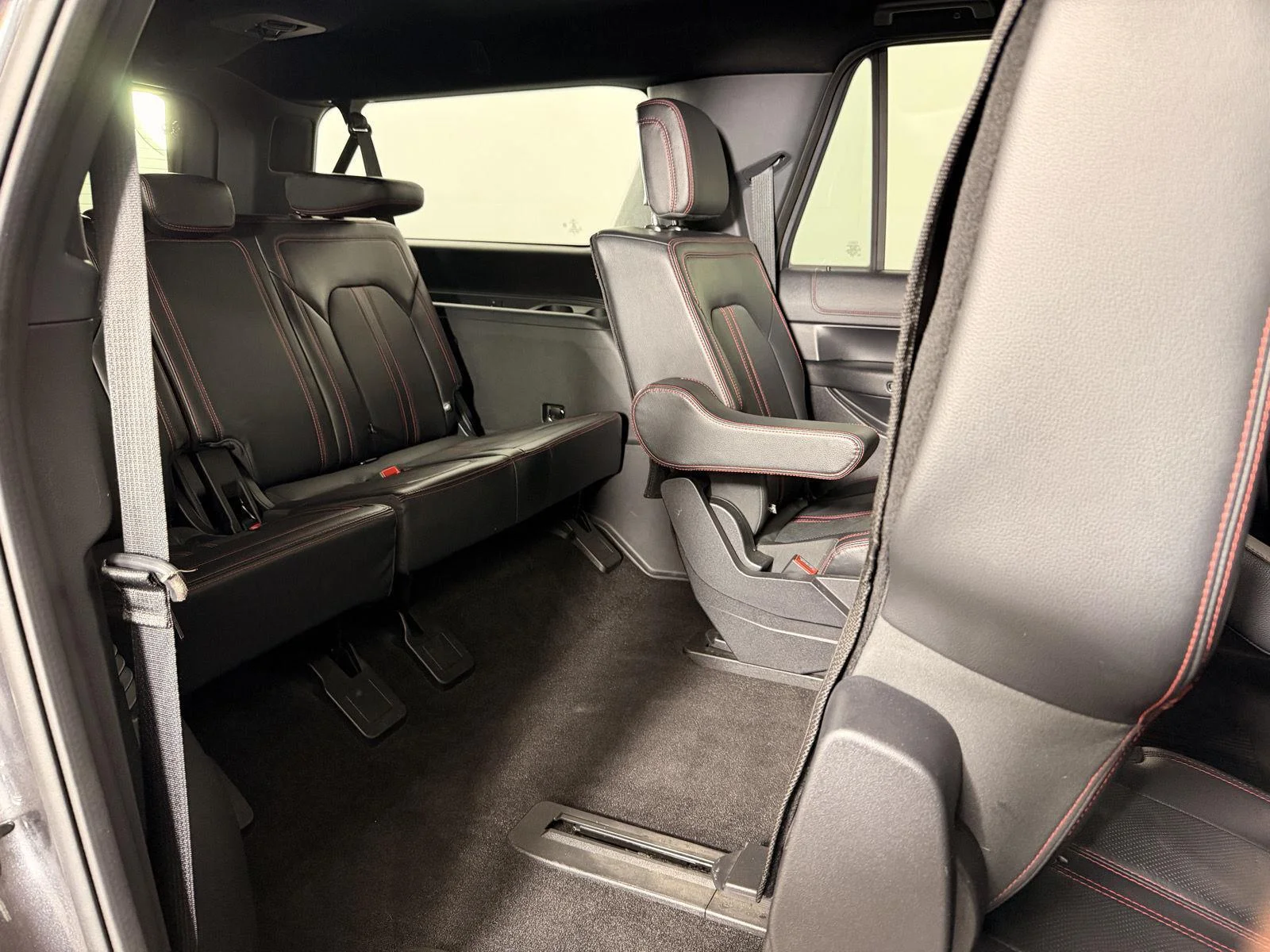 Used 2022 Dark Matter Gray Ford Limited image 19